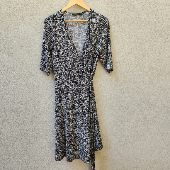 Lauren Ralph Lauren Dresses & Skirts - LAUREN RALPH LAUREN Women’s Wrap Dress Size 14W Black White Fit and Flare